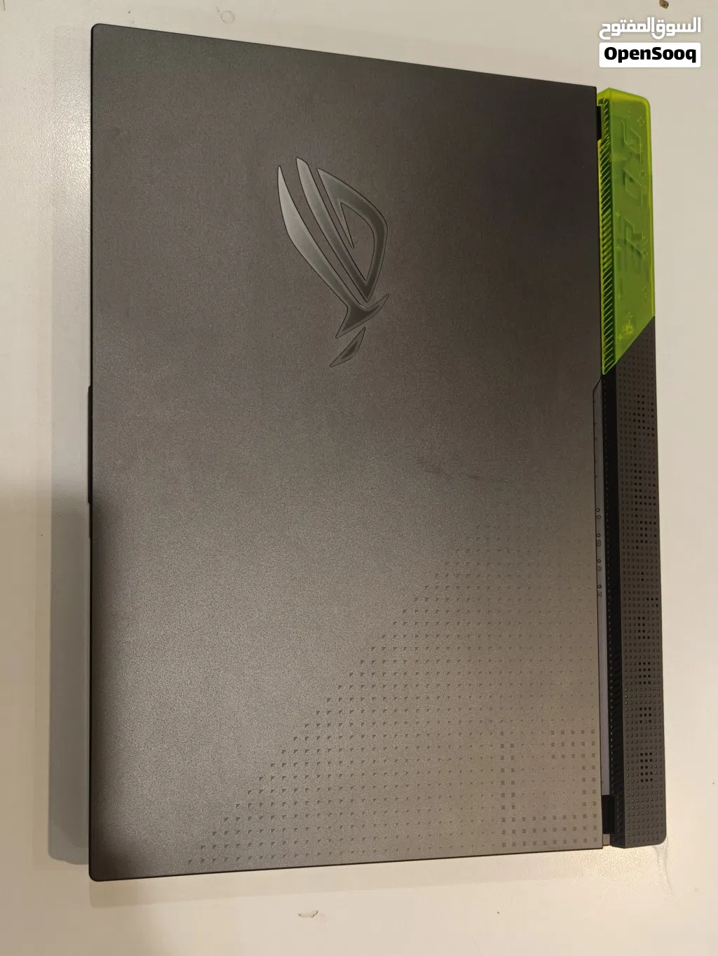 Asus rog strix (Gaming laptop)