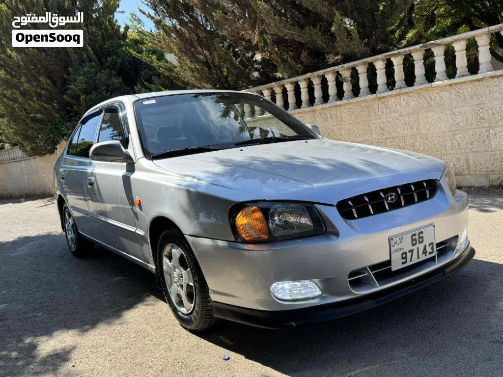 Hyundai Verna EX