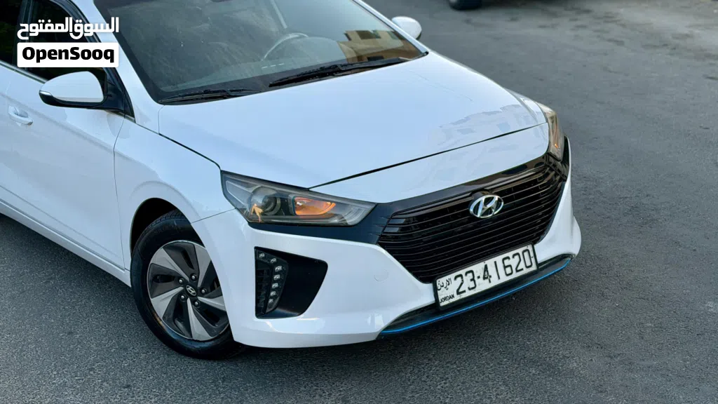 Hyundai Ioniq Standard