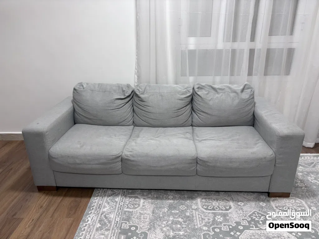 كنبة مستعمل للبيع بحالة جيدة، Sofa for Sale – Good Condition