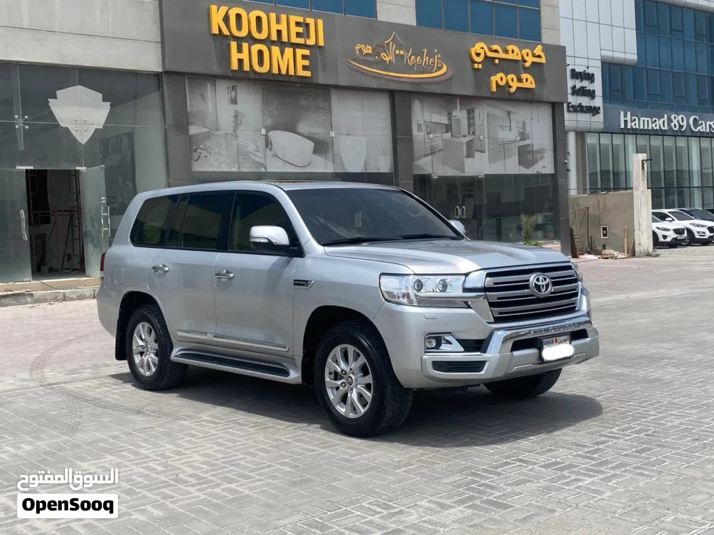 Toyota Land Cruiser GXR