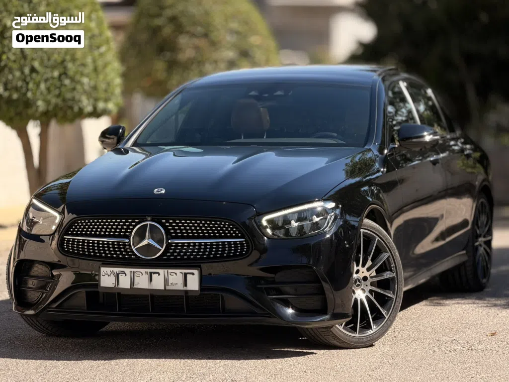 مرسيدس بنز الفئة-E E 300