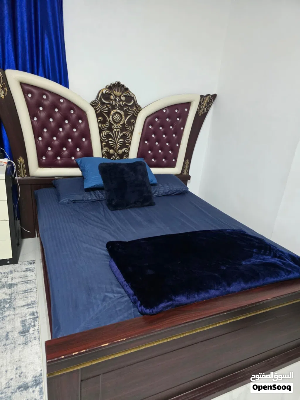 Bed and sofa and cabnit