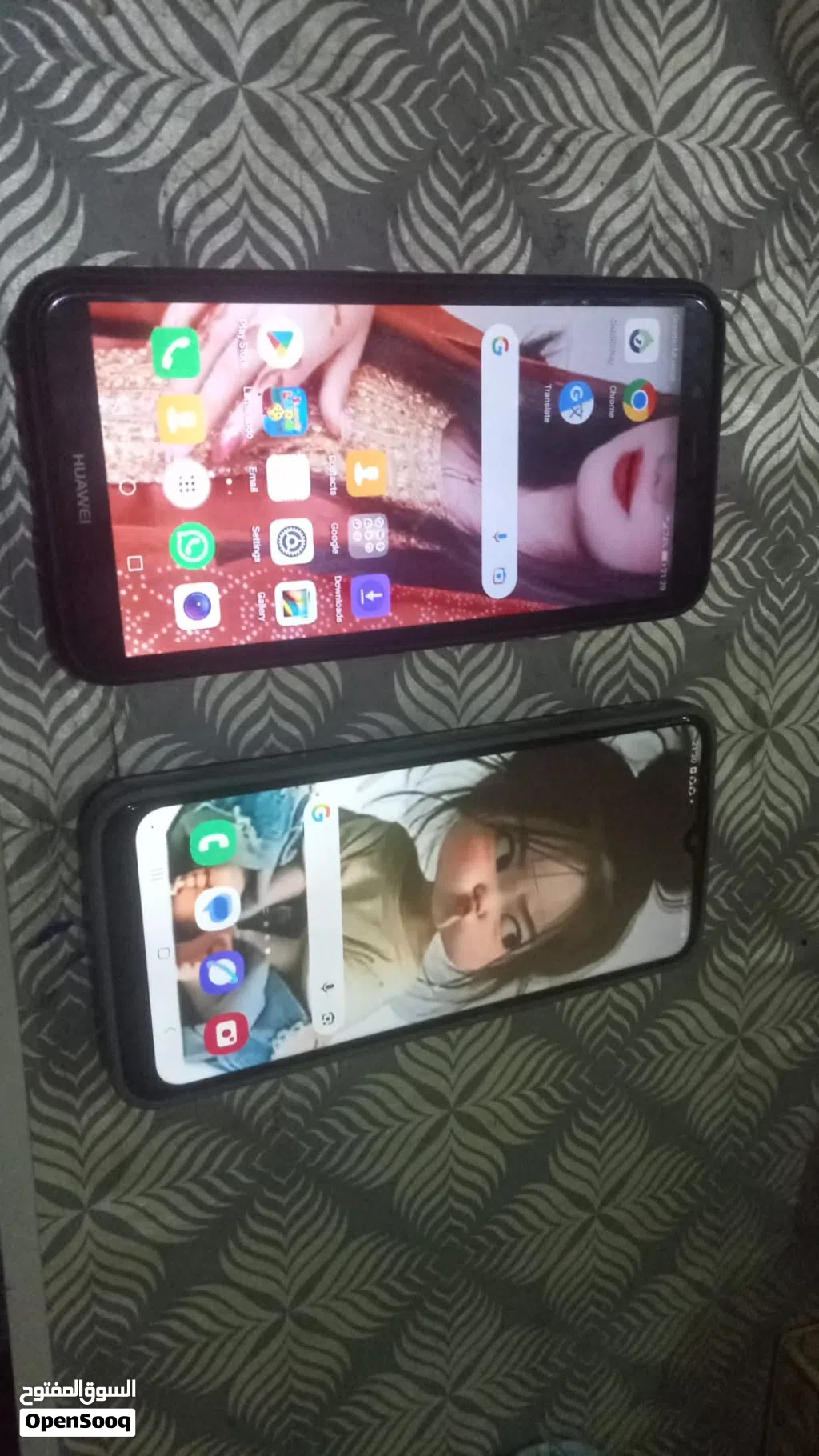 Huawei y7 and samsung