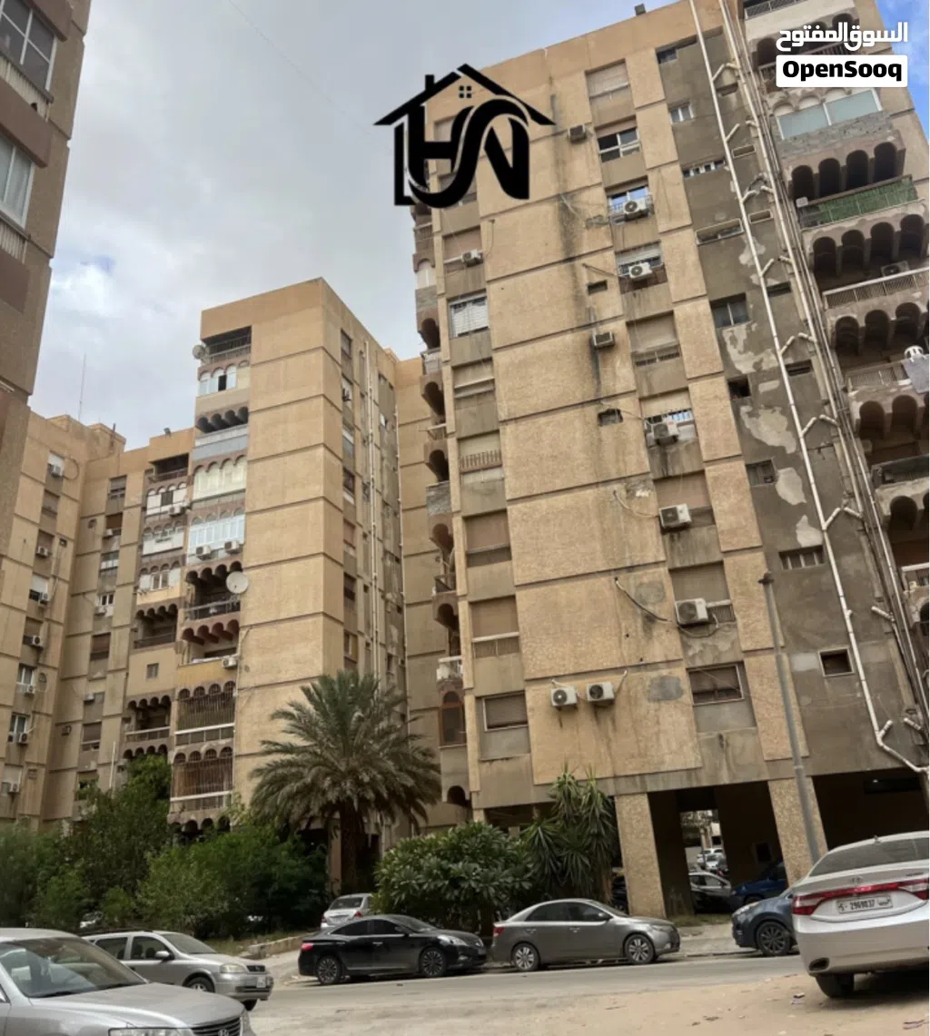 شقة سكنية دور الاول بعد ارضي عمارات الاستثمار الدهماني من حجم صغير خالصة شهادة عقارية