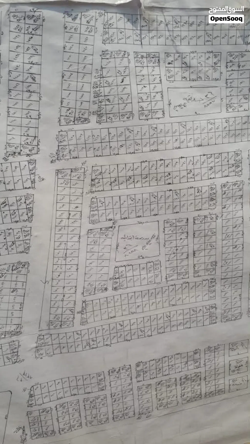 قطعة أرض بالاكوات