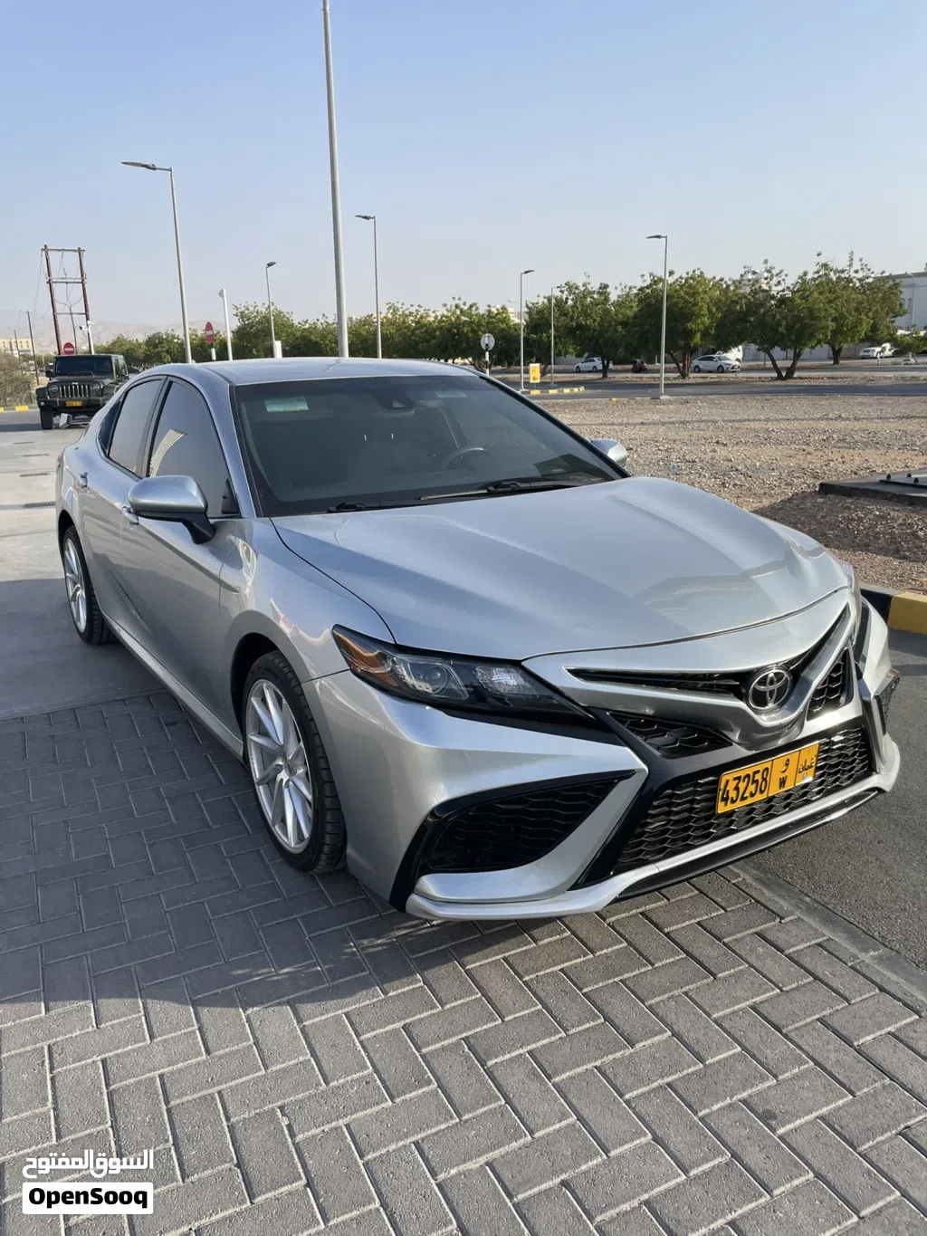تويوتا كامري LE