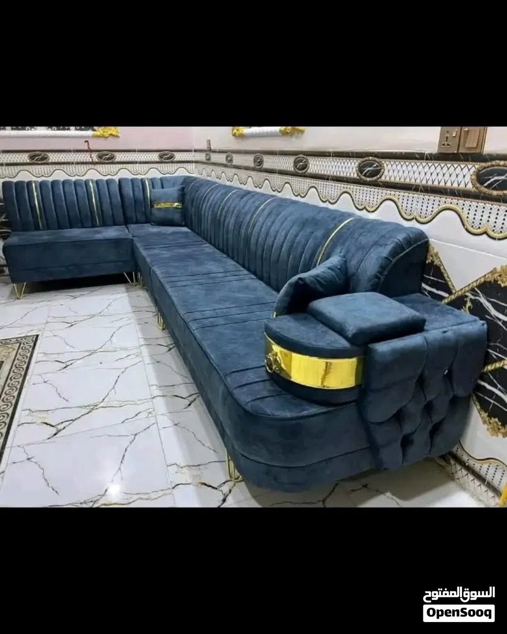 قنفات ، ديوان