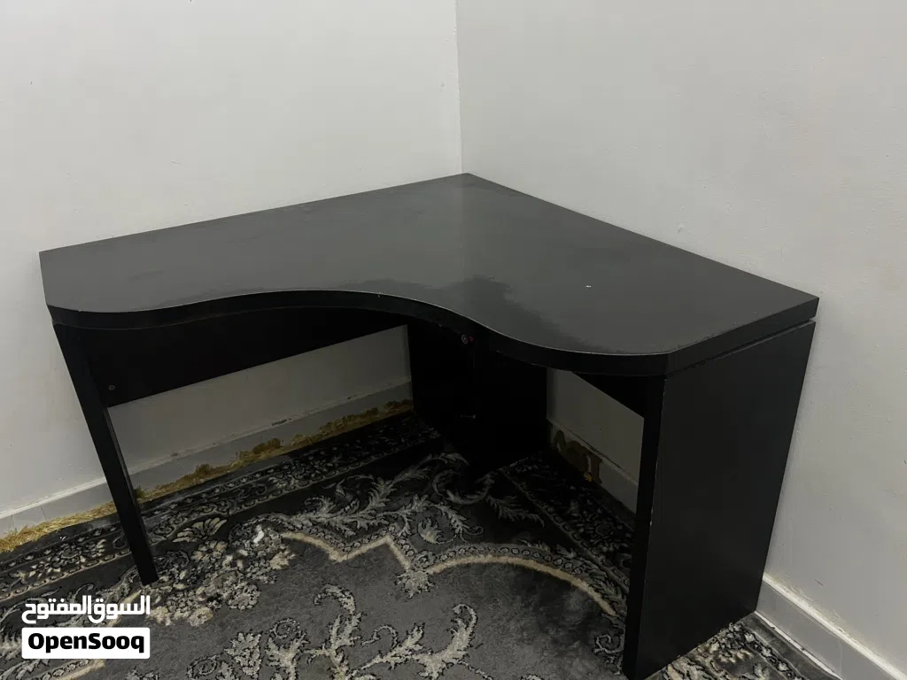 طاوله جانبيه