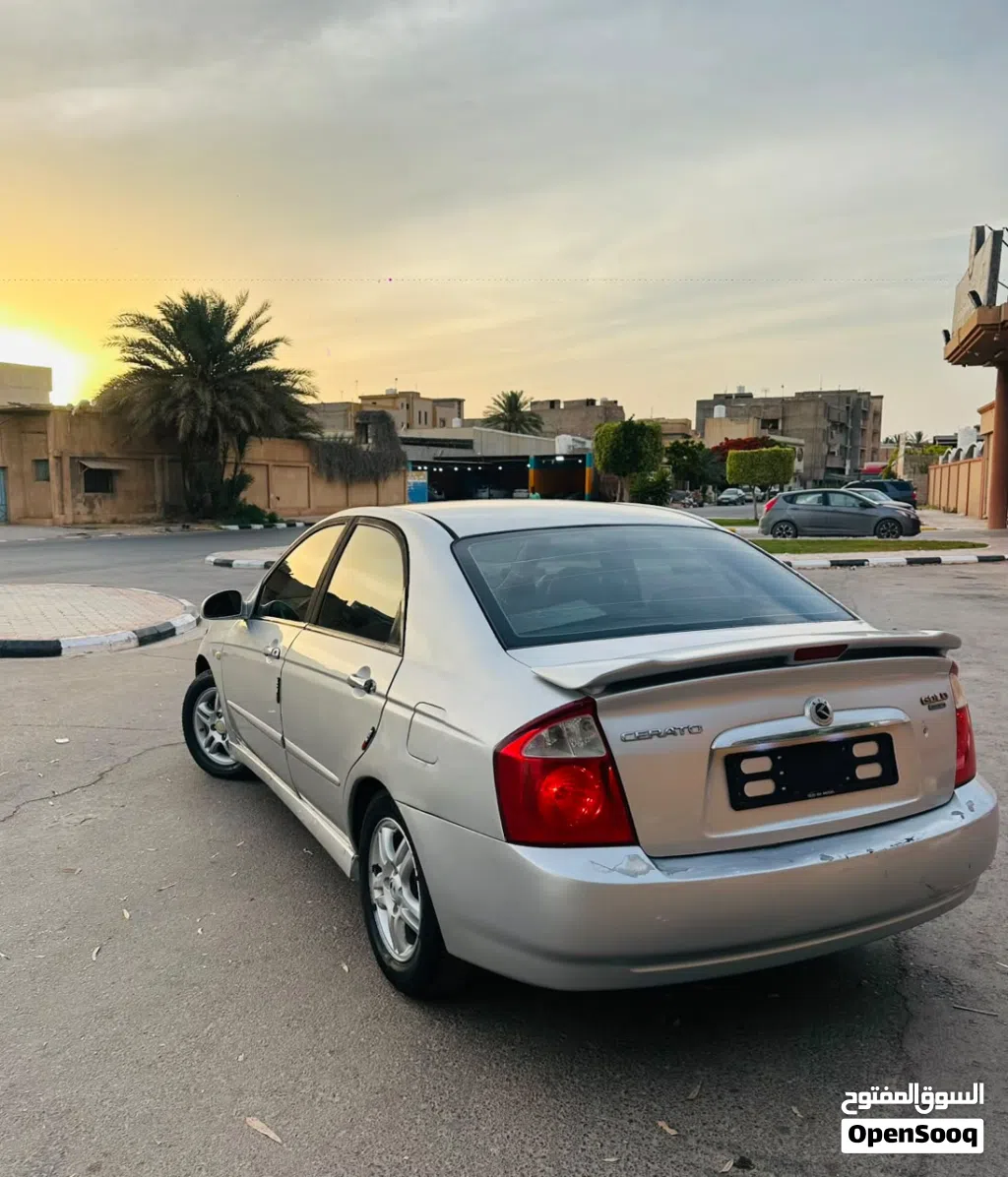 Kia Cerato EX