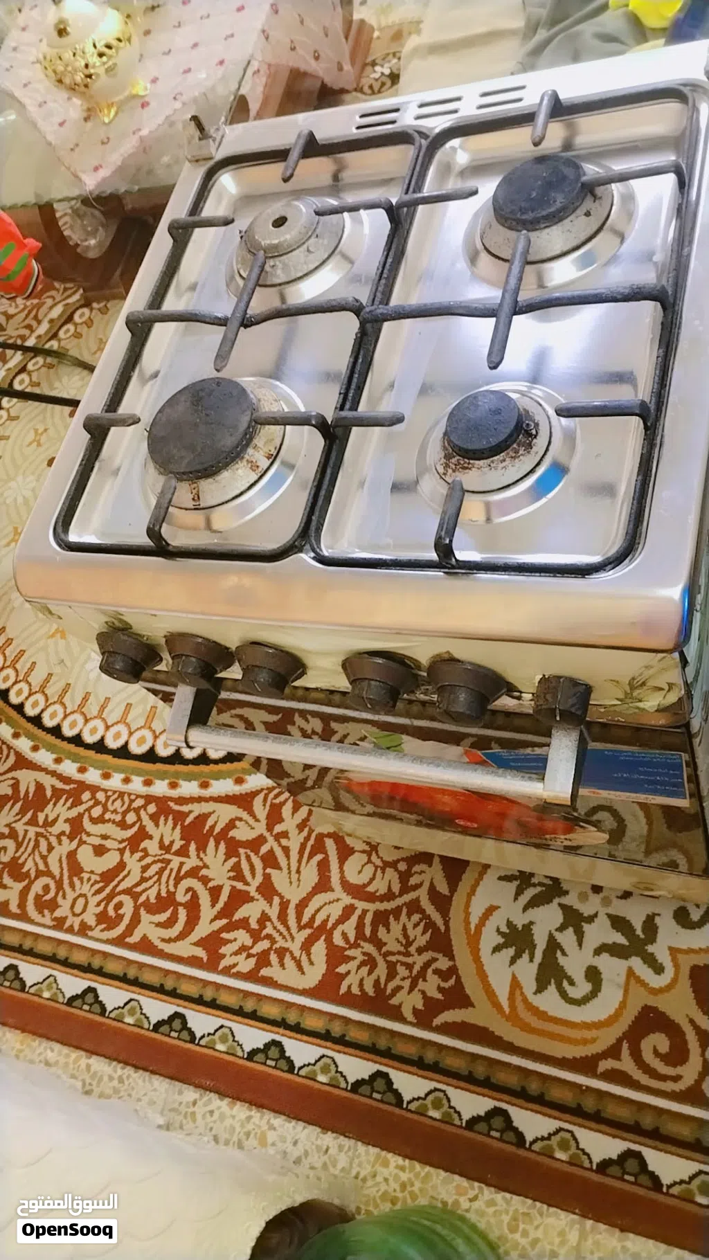 طباخ مستعمل شغال ما بي شى