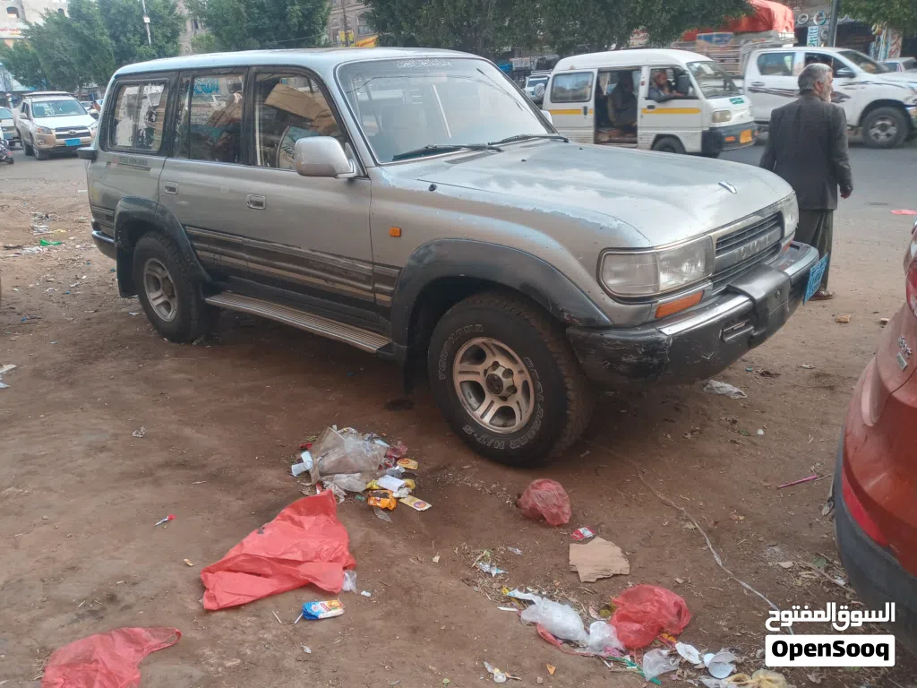 Toyota Land Cruiser GXR