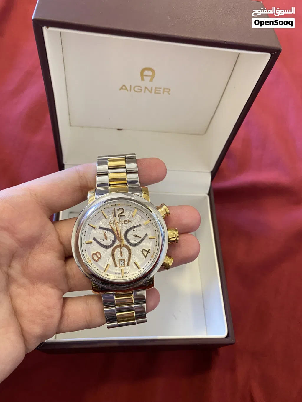 ساعة aigner ملبوسة فقط ساعتين مع كرتونتها