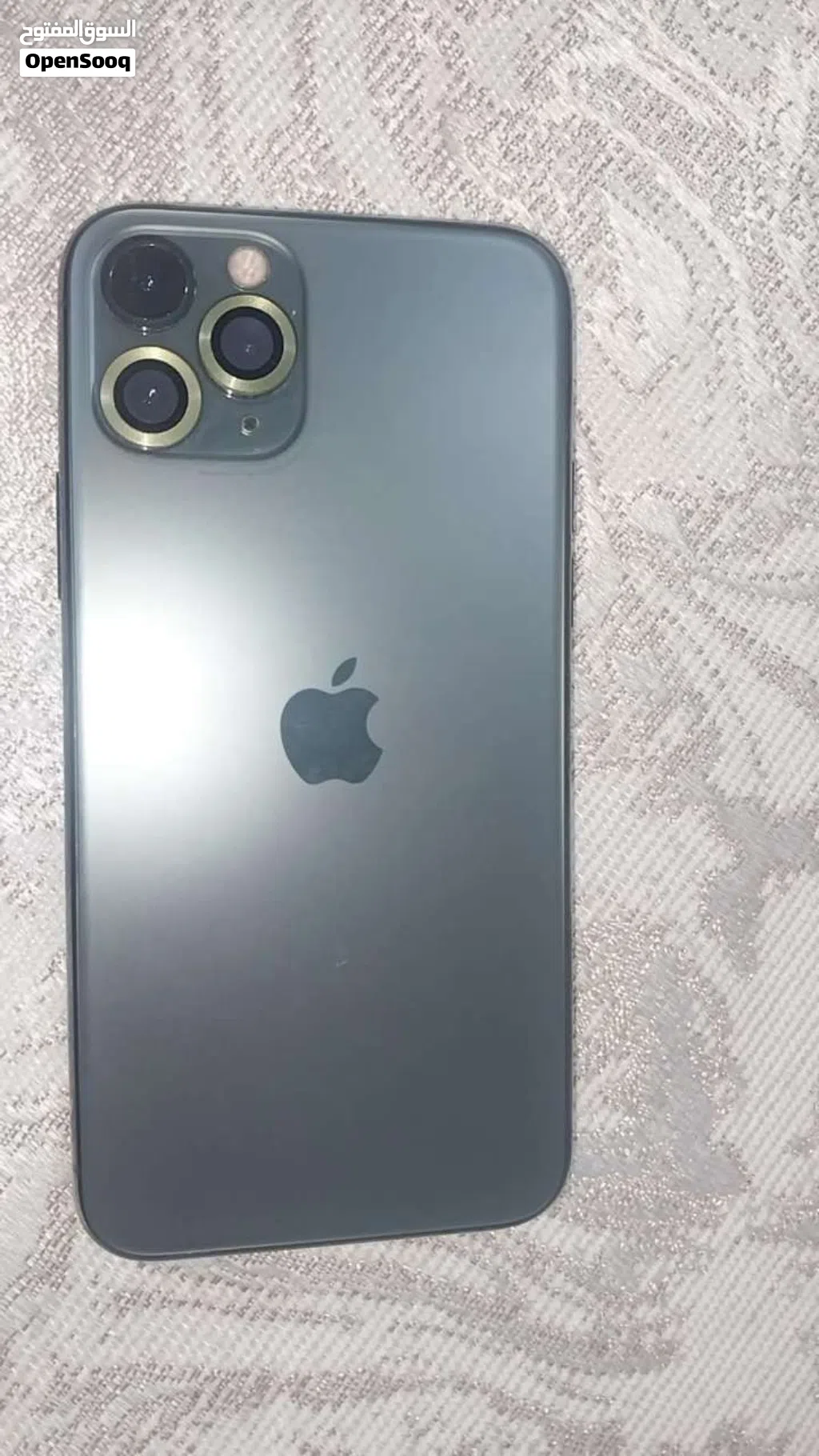 ايفون 11 pro بحاله ممتازه للبيع