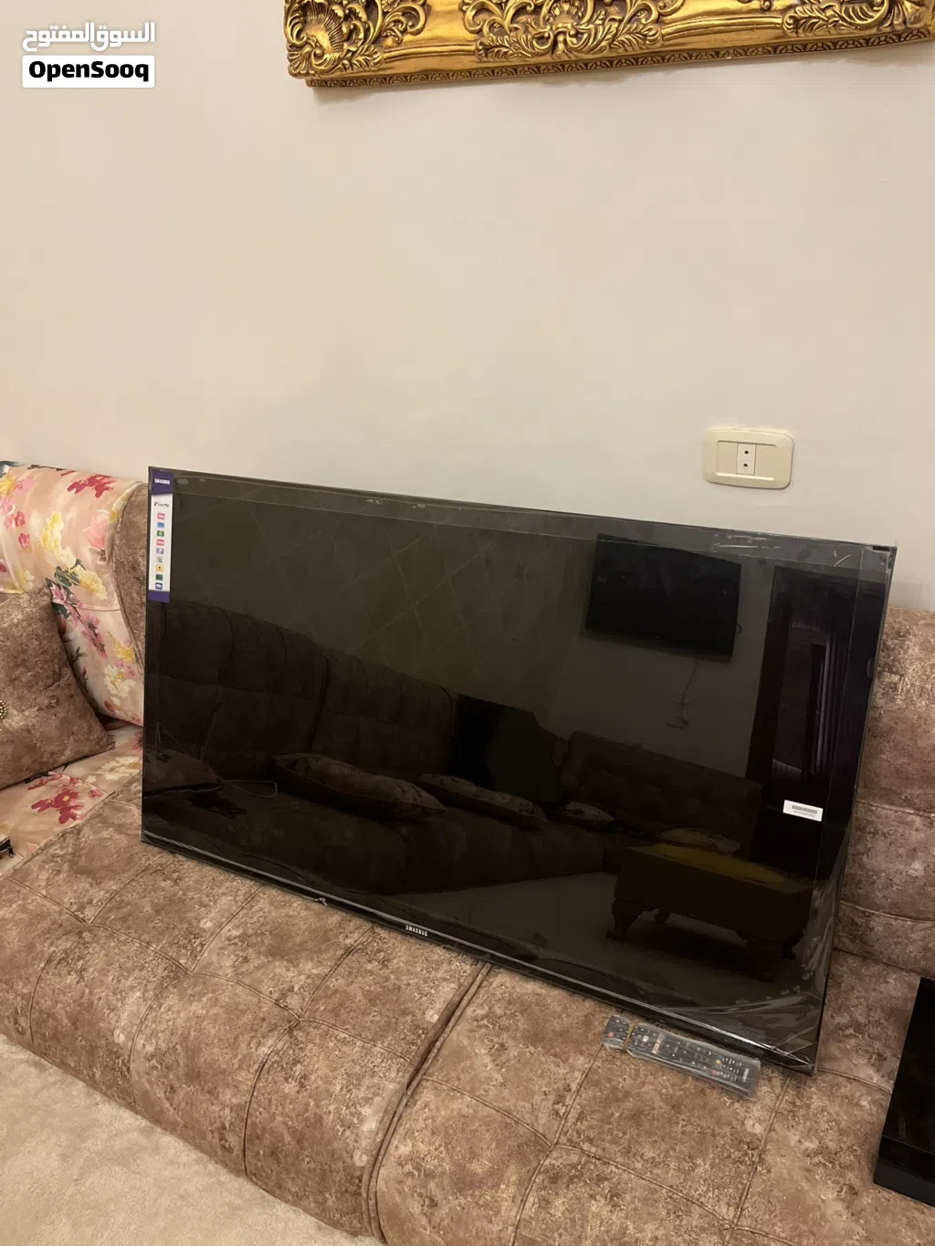 شاشة للبيع 55 بوصة
