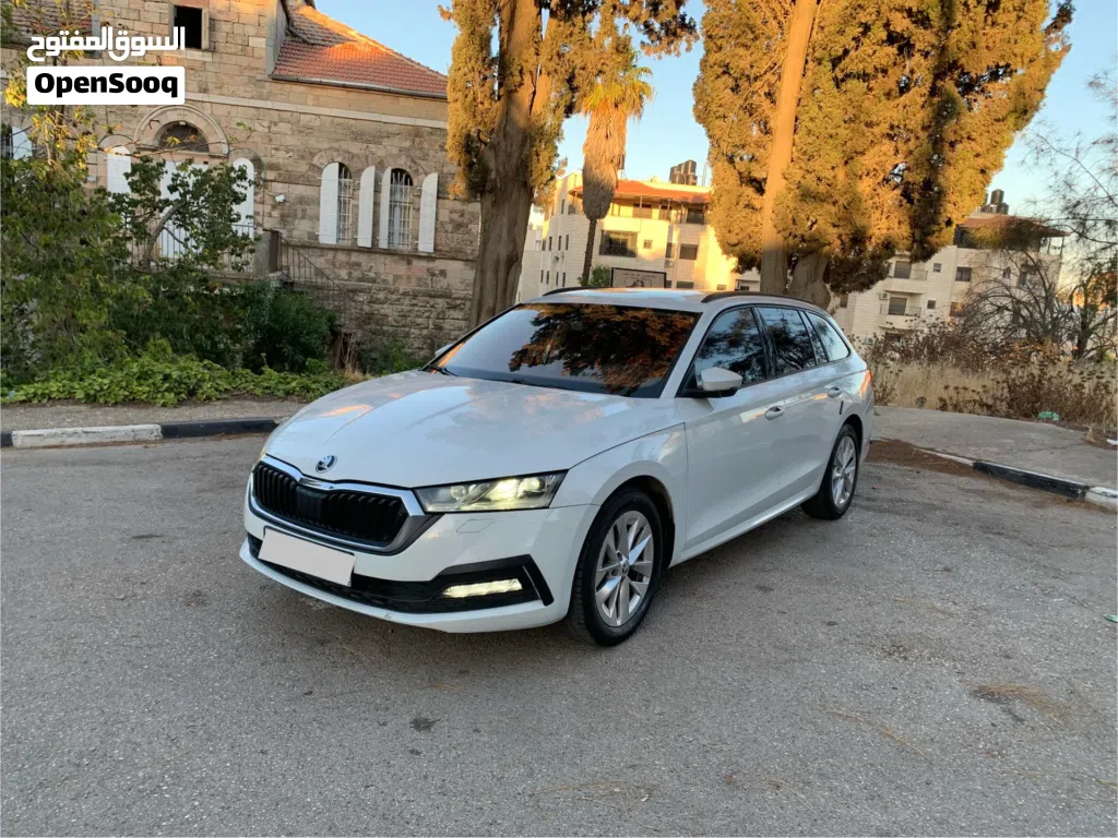 سكودا اوكتافيا Elegance Plus