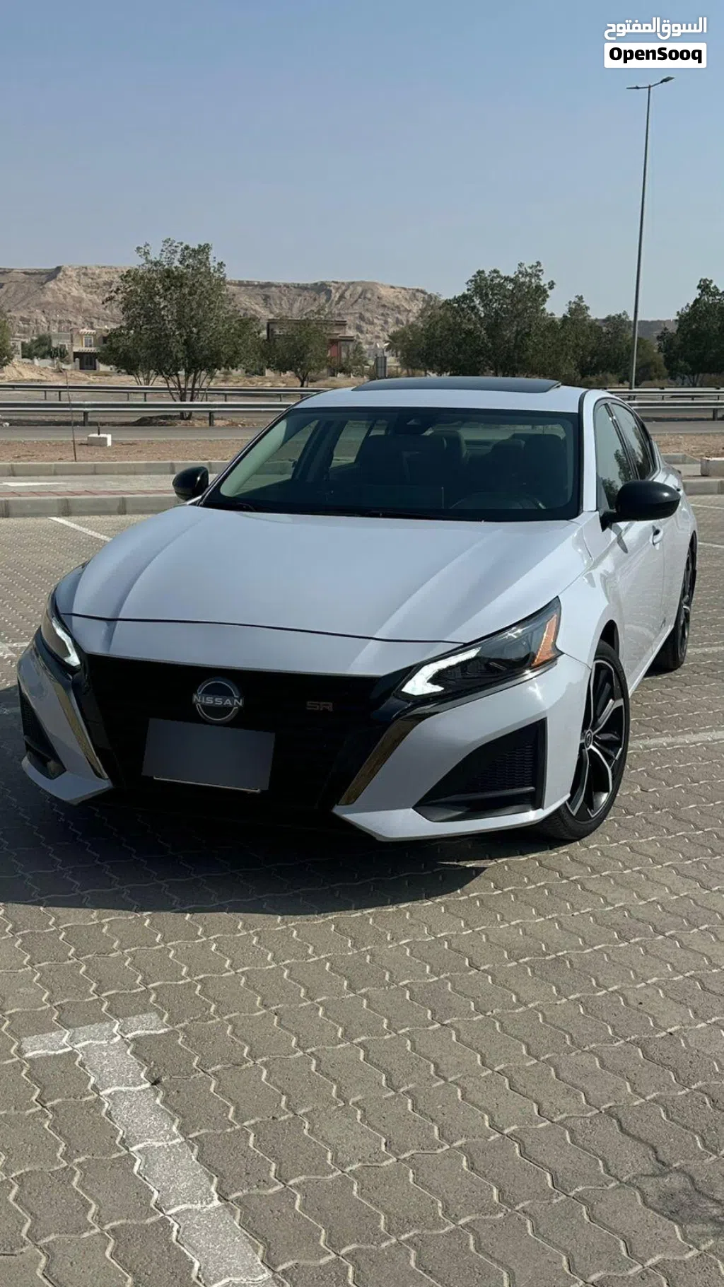 Nissan Altima SR