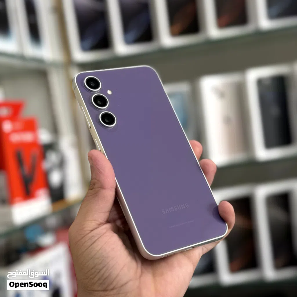 عرض خاص : Samsung S23 FE 256gb هاتف بحالة الوكالة مع ضمان و ملحقات و بأقل سعر الهاتف مافيه اي مشاكل