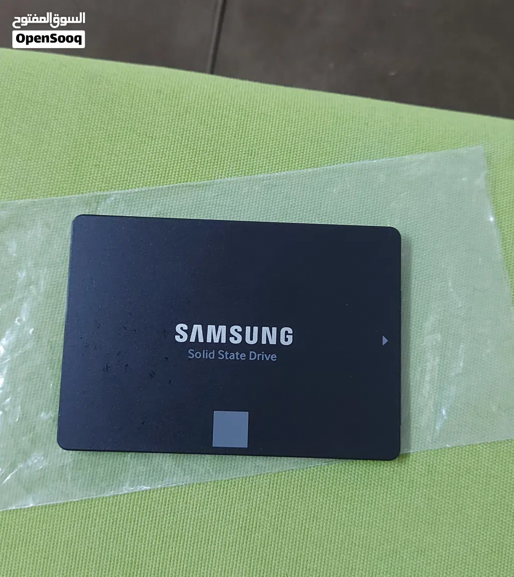هاردسك سامسونج 500جيجا 860EVO وكاله لبيع؟