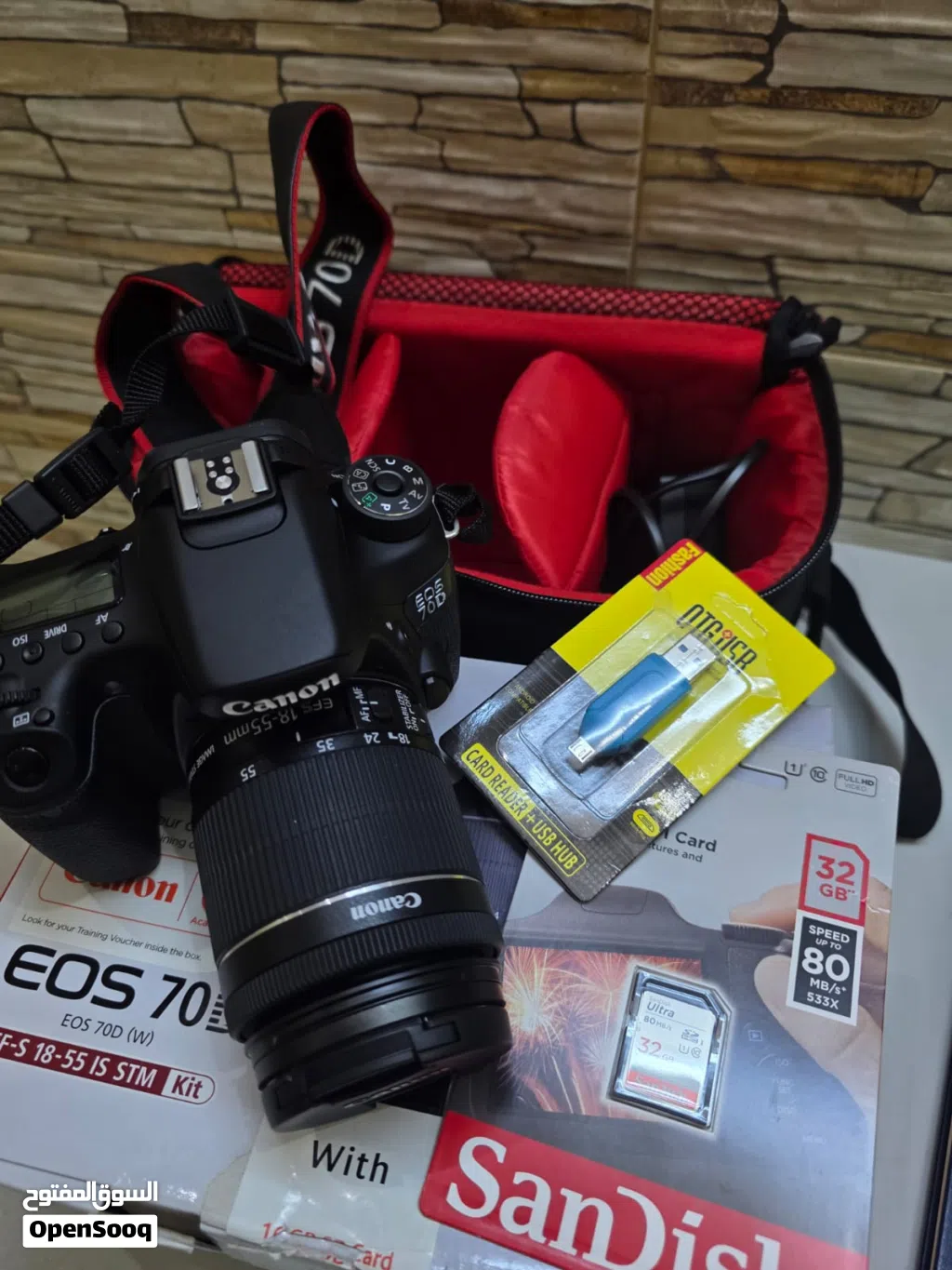كاميرا كانون EOS 70D