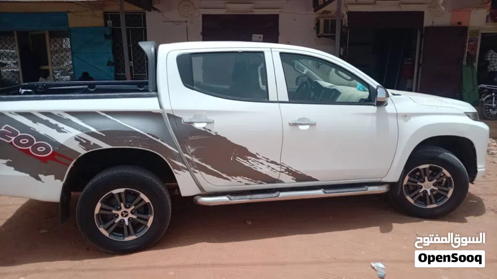 Mitsubishi L200 Standard