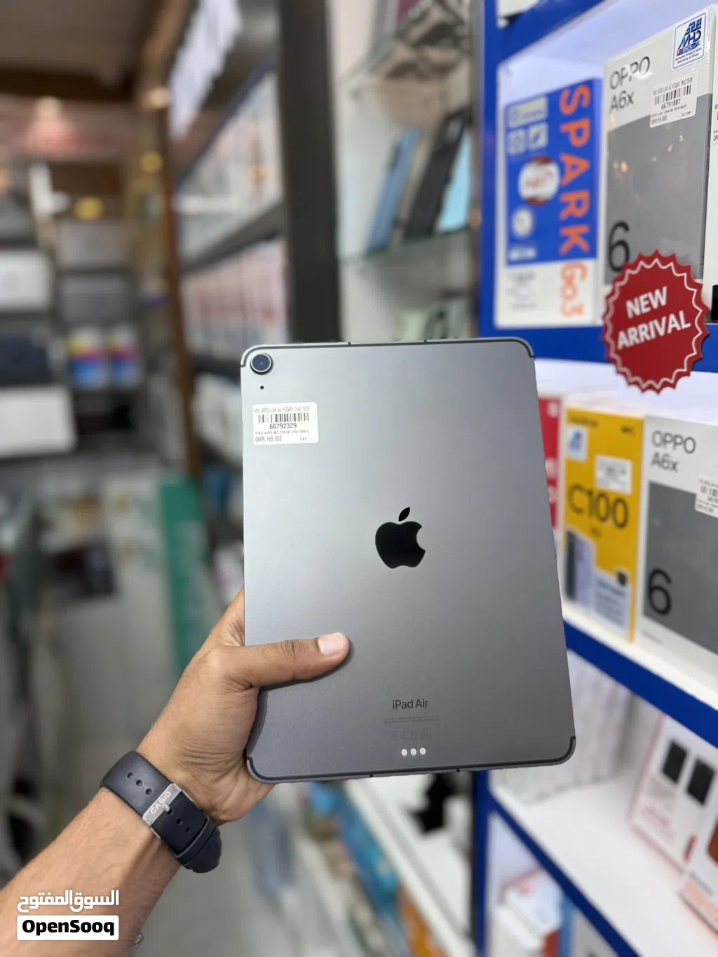 Apple ipad M1 clean fresh condition less use WiFi +SIM card