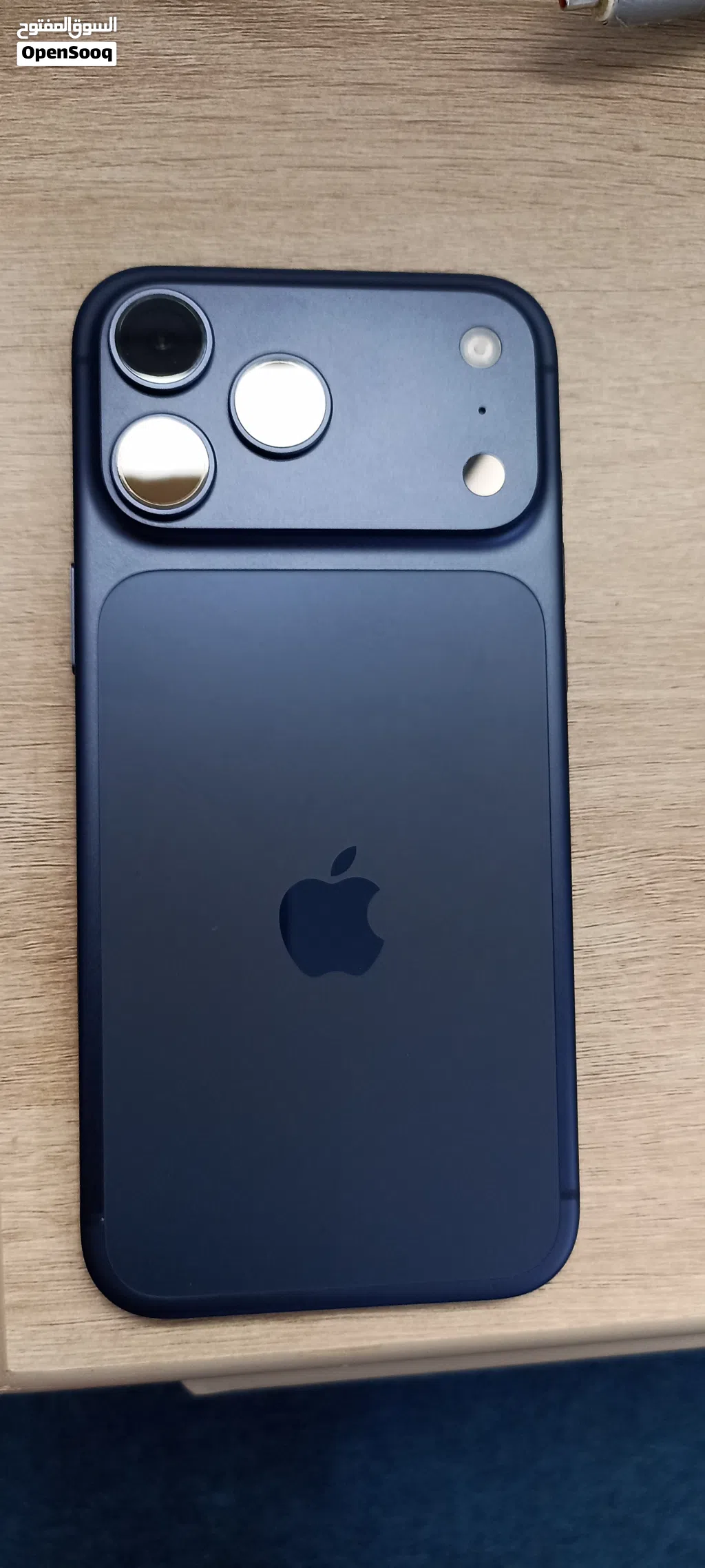 iphone 17 pro max 256 gb blue color