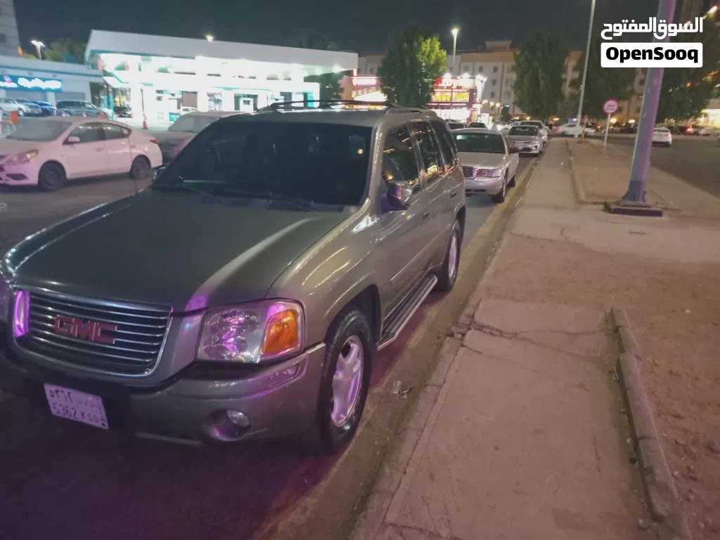GMC Envoy Standard