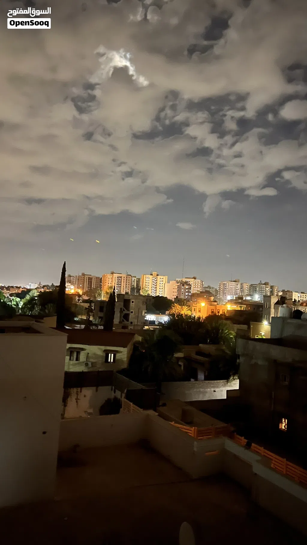 للمستثمرين والسكن : منزل ثلاث طوابق مساحته الكلية 600 م2
