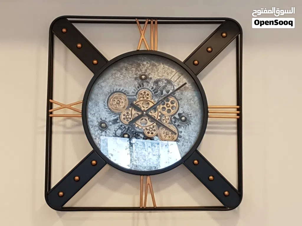 Unique Large Steampunk Wall Clock with Real Moving Gears - Excellent Condition ساعة حائط