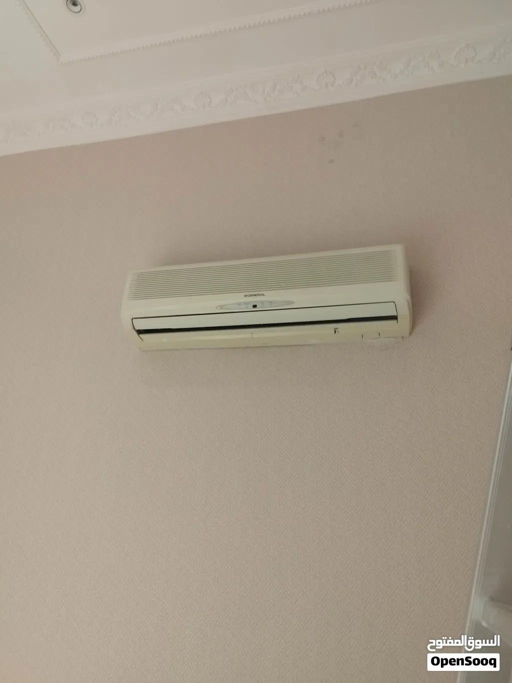 2 ton O General split air conditions available
