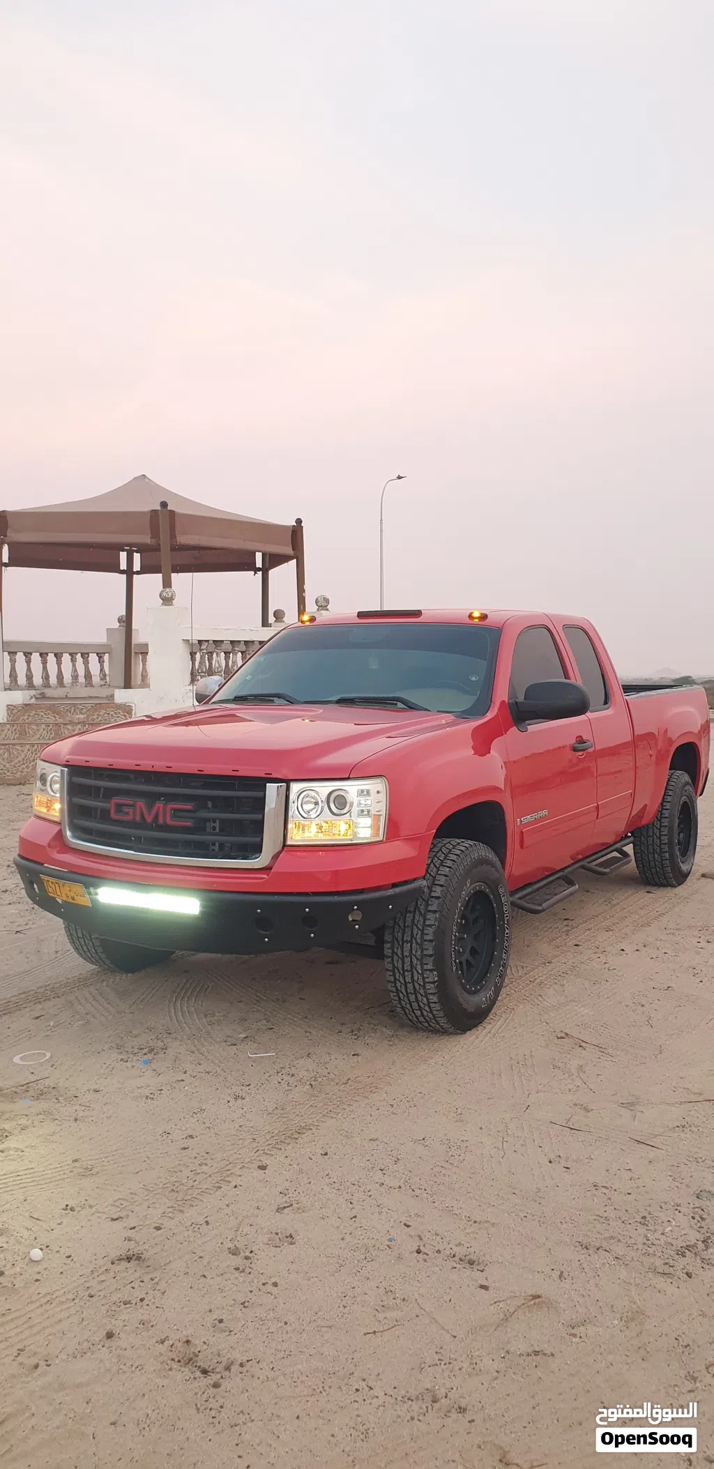 جي إم سي سييرا 1500 SLT