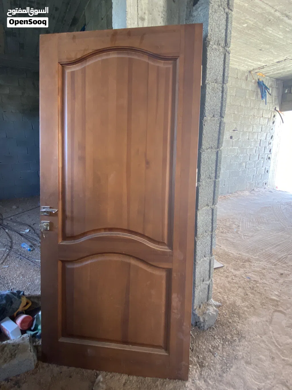 باب منزل داخلي للبيع