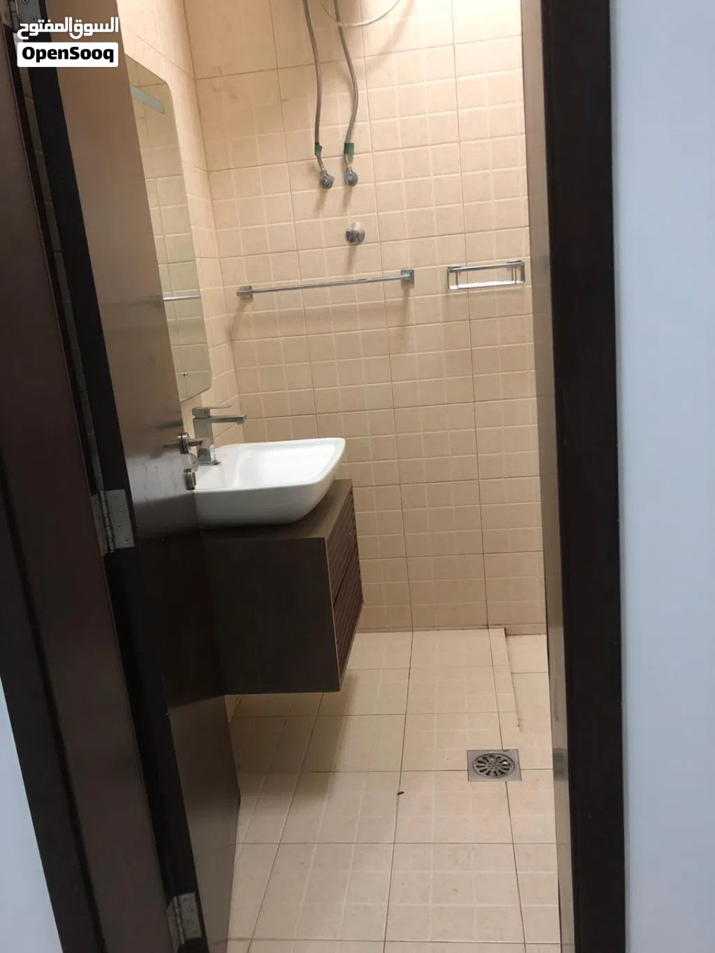 2 bedroom near Indian school Darsait