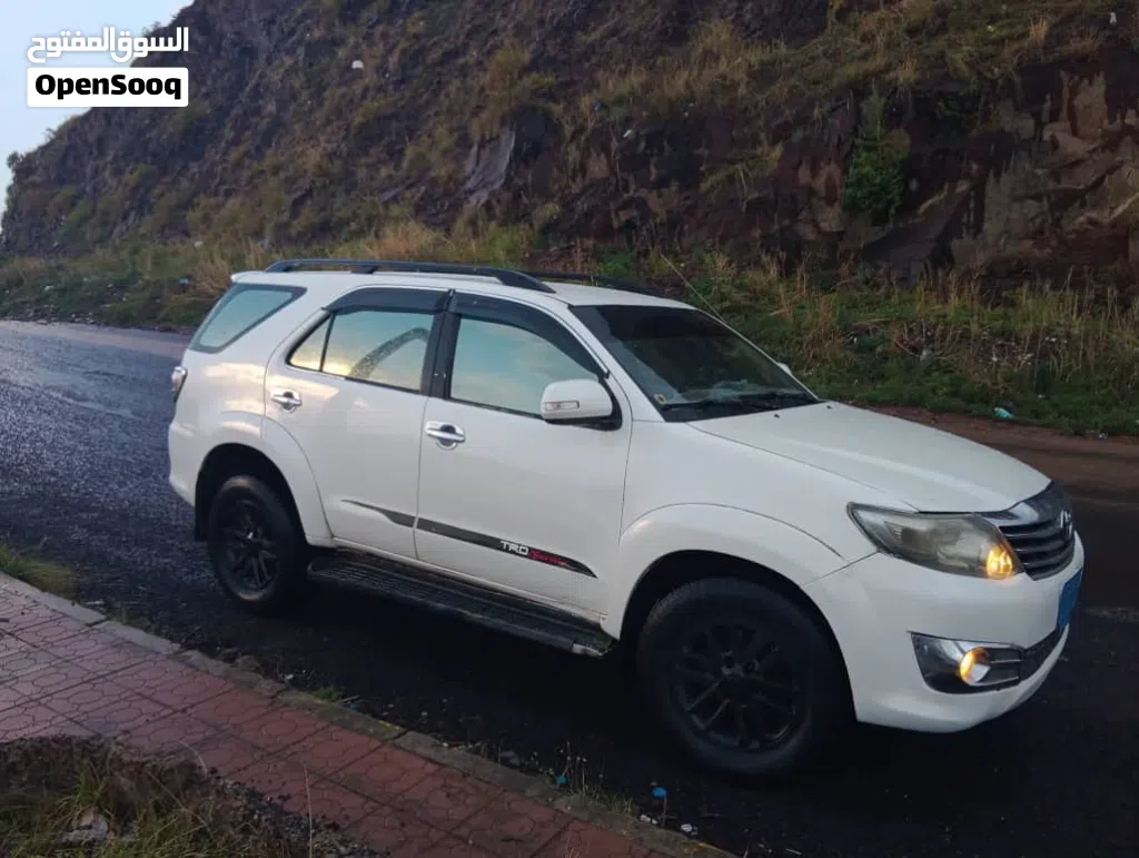 Toyota Fortuner GXR