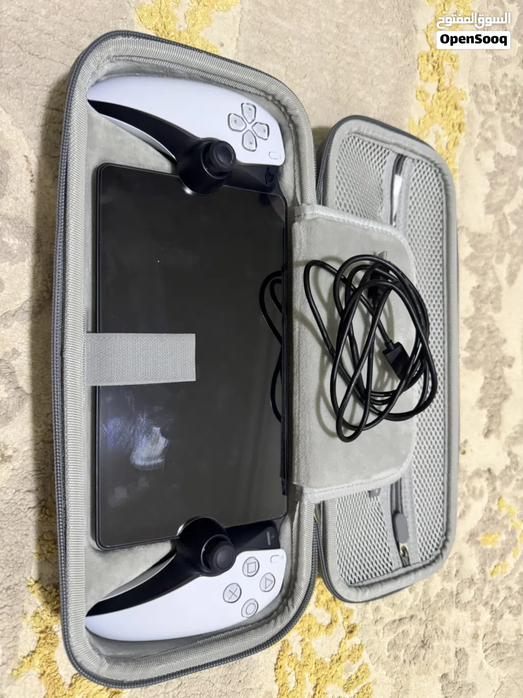PlayStation 5 portal وحدة تحكم