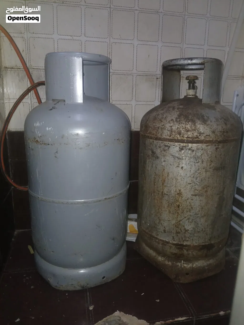 gas cylinder
