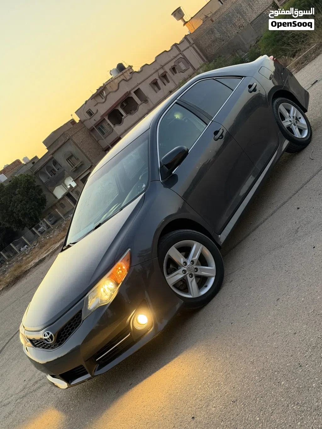 Toyota Camry SE