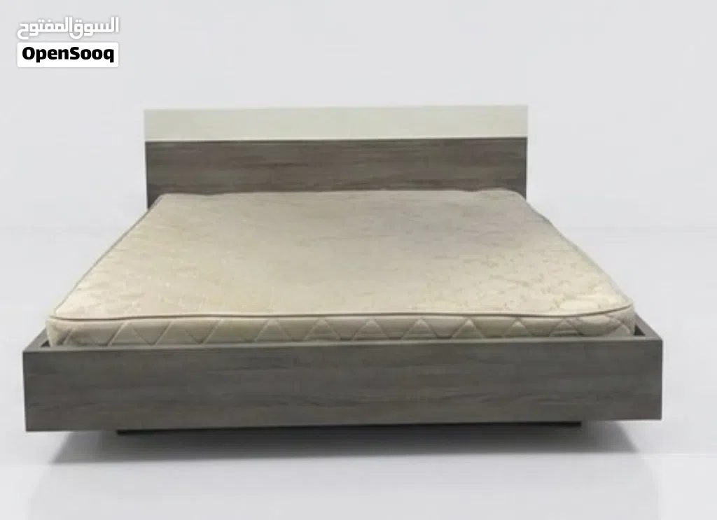 هيكل سرير مع مرتبة Bed frame