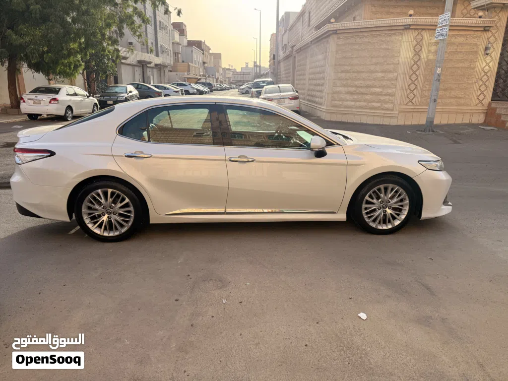 Toyota Camry Grande