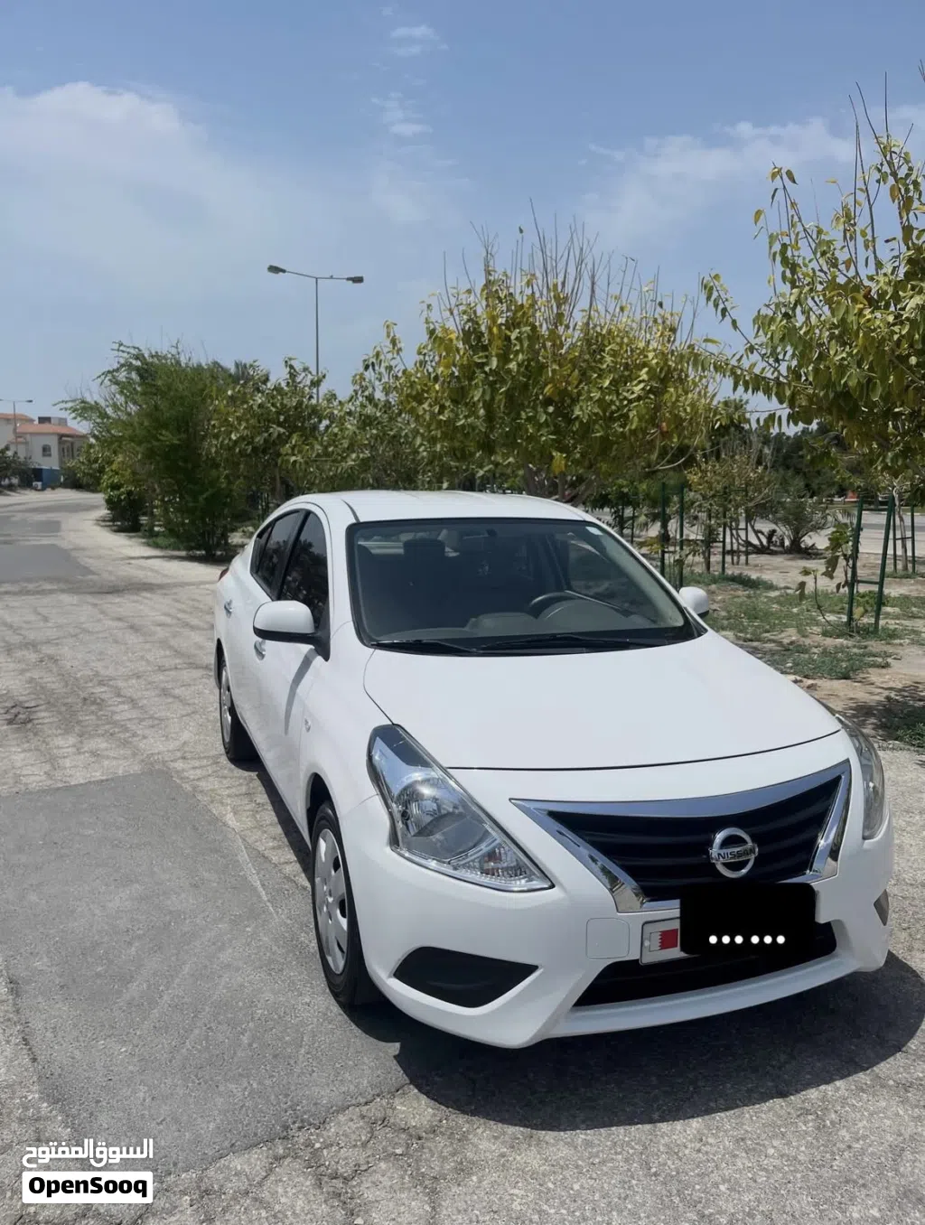 Nissan Sunny Standard