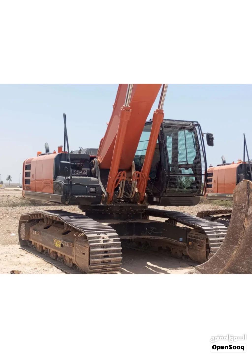 حفارات و شيولات للايجار Excvaitor and shovel for rent