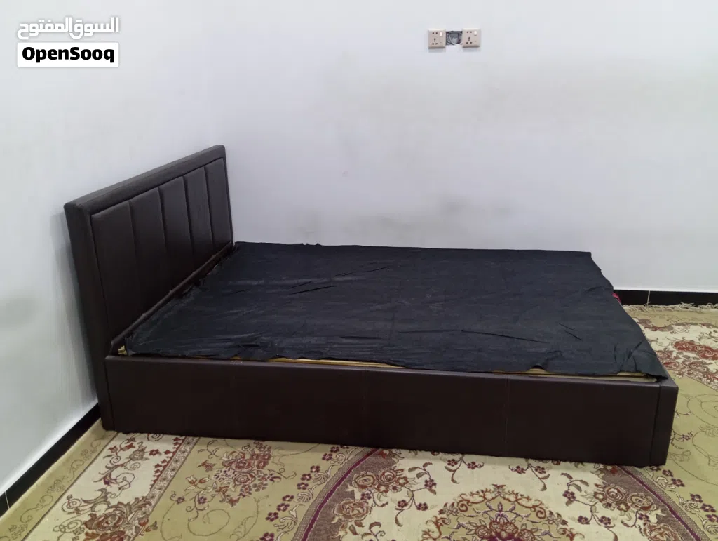 جرباية جديدة ونضيفه ام نفرين سعرها 175 وبيها مجال