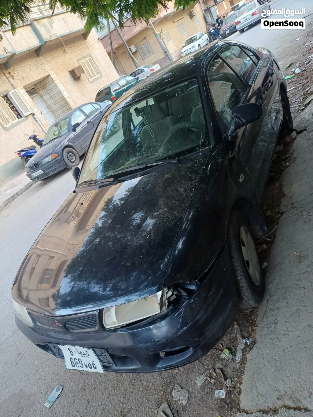 Mitsubishi Carisma