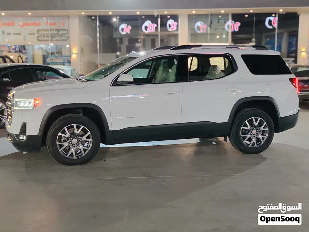 GMC Acadia SLT