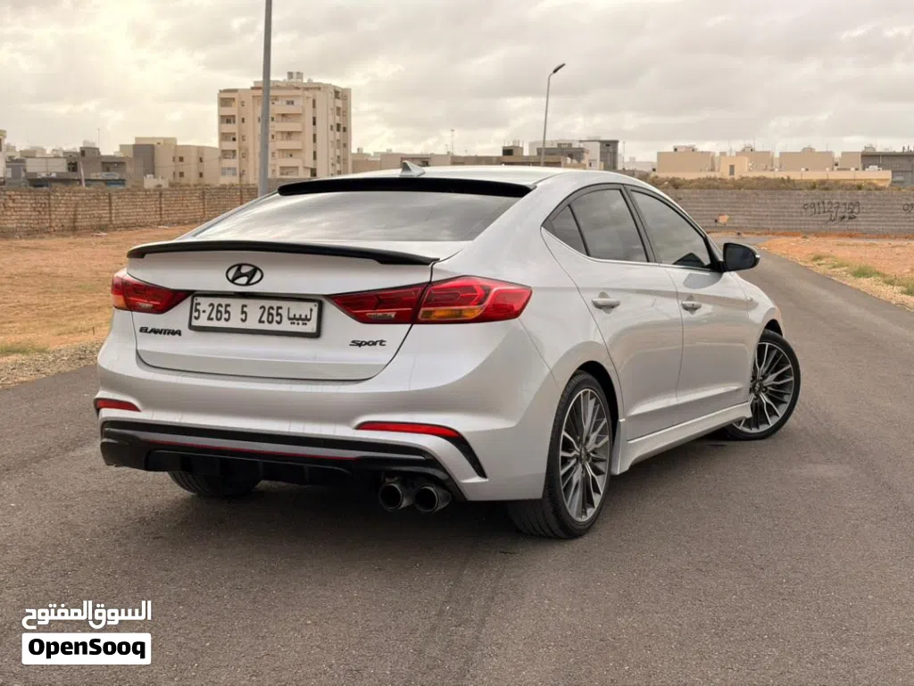هيونداي النترا Sport