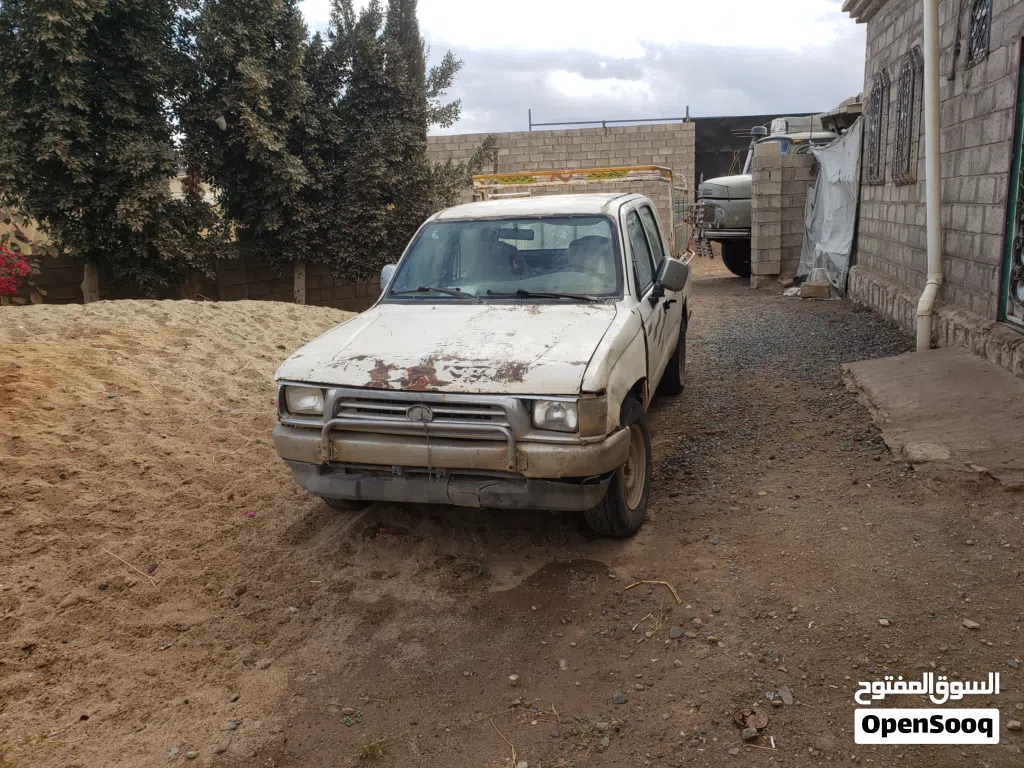 تويوتا اخرى