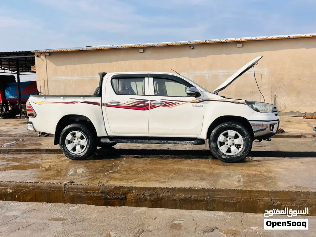 Toyota Hilux DLX