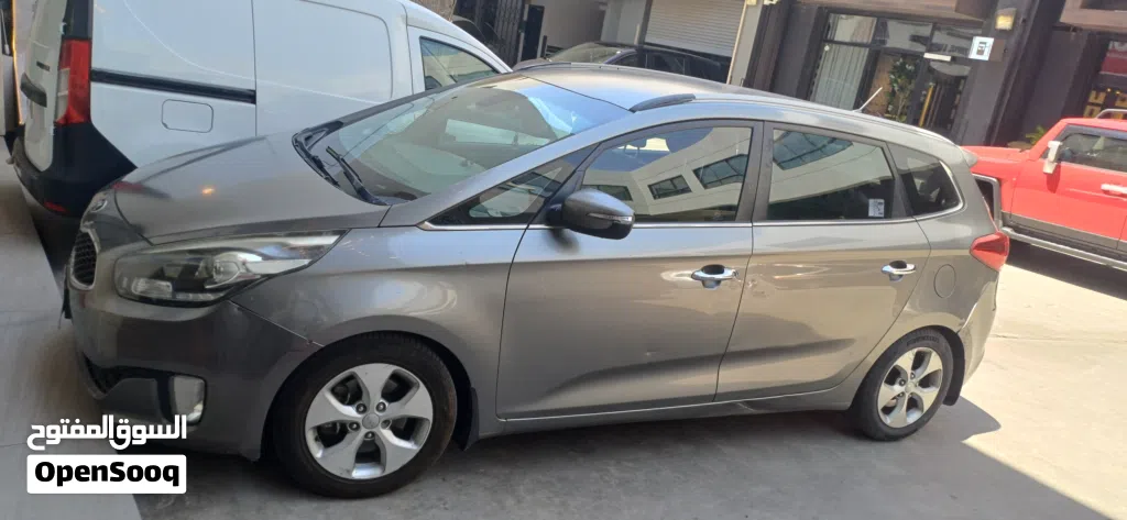 Kia Carens Standard