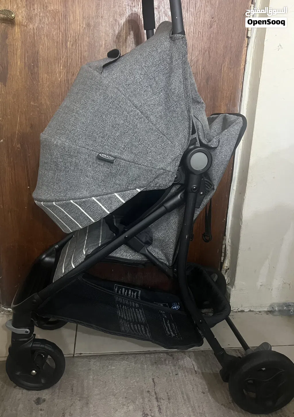 للبيع عربة اطفال ماركة GRACO مستعملة بحالة جيدة ونظيفة